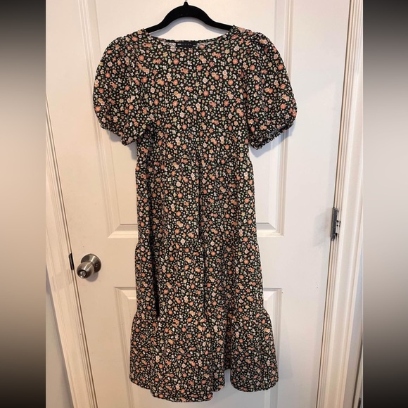 💕HOST PICK💕 Floral ASOS tiered smock dress - Picture 2 of 4